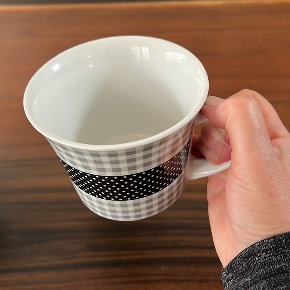 Cutest mugs ever! - Picture 4 of 6